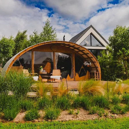 Osada Marchowo Holiday home Kielno