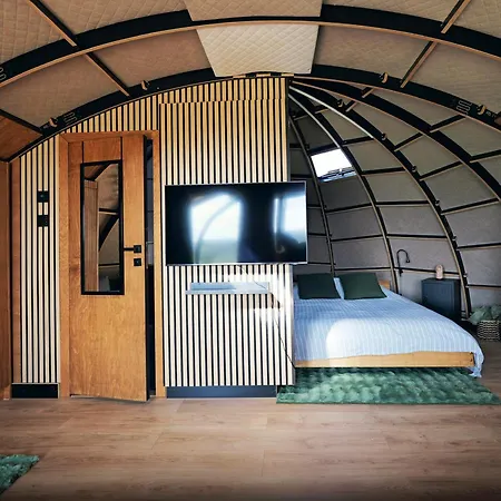 Dom wakacyjny Osada Marchowo *