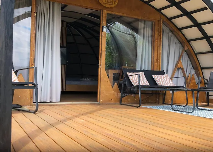 Osada Marchowo Semesterbostad Kielno